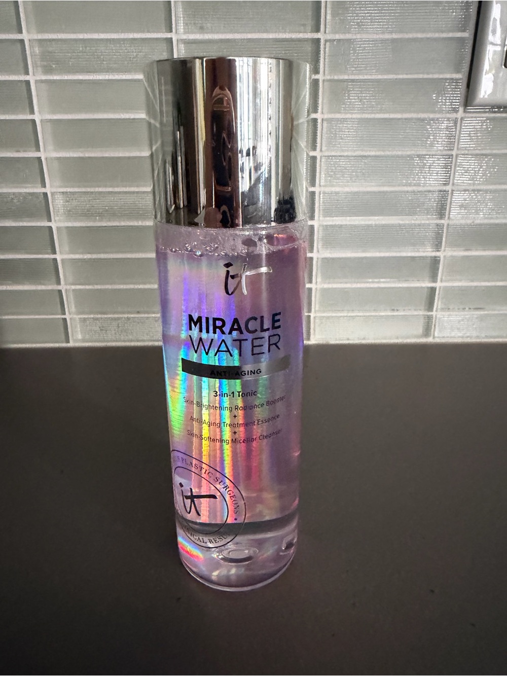 it cosmetics Miracle Water 3-in-1 Tonic — Iridescent Pink Bottle